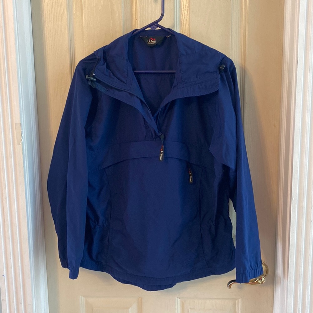 L.L. Bean hooded pullover windbreaker 1/2 zip